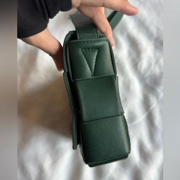 Bottega Veneta Cassette Intrecciato Crossbody Bag Rainforest Green Authentic